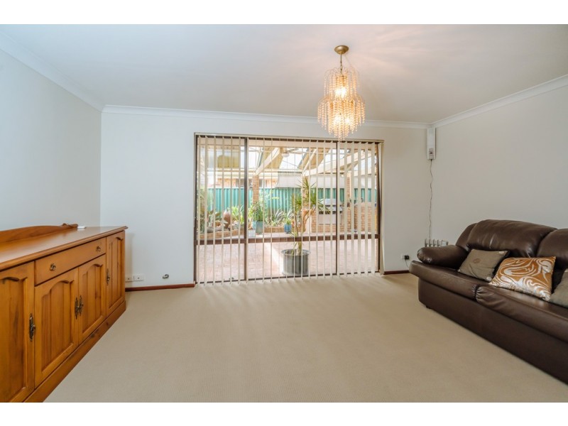 8 Tarun Court, Cannington WA 6107