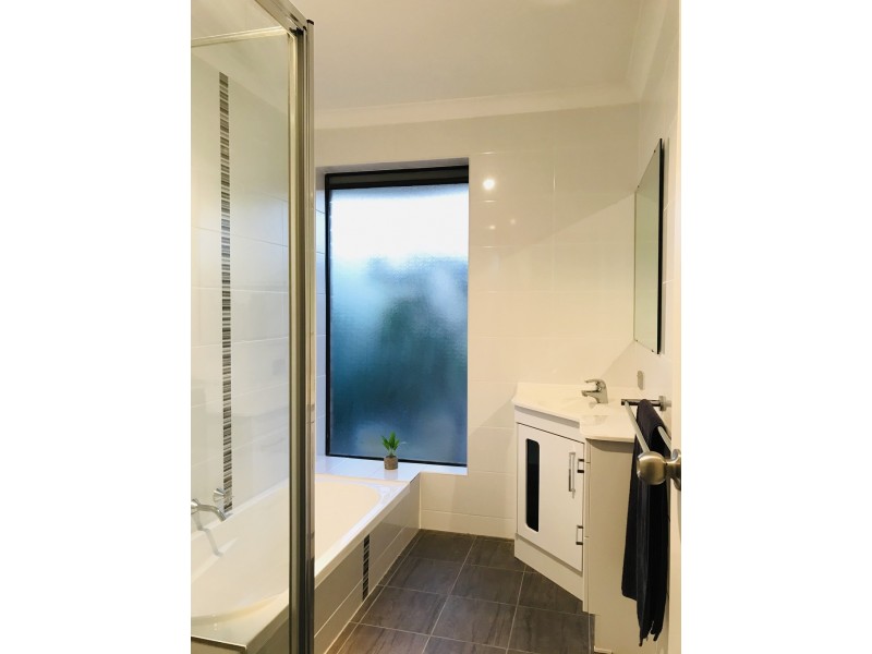 8 Tarun Court, Cannington WA 6107