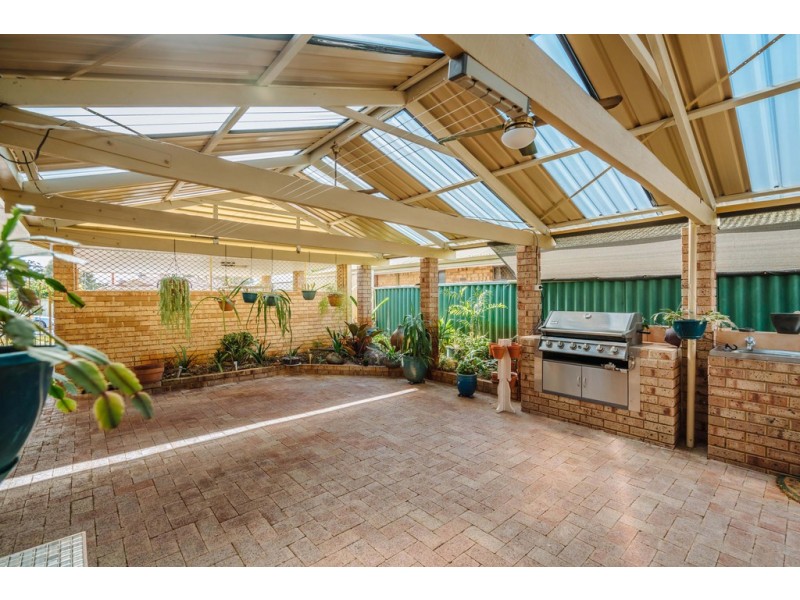 8 Tarun Court, Cannington WA 6107