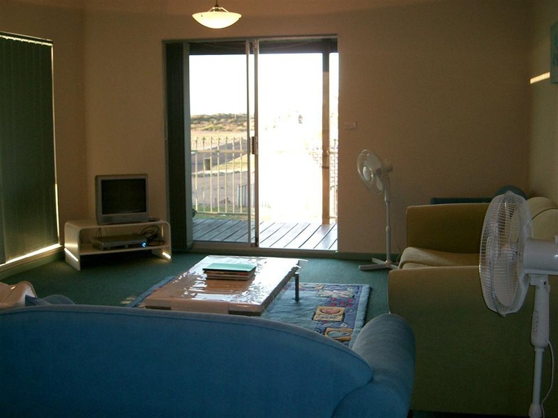 17 Orestes Street, San Remo WA 6210