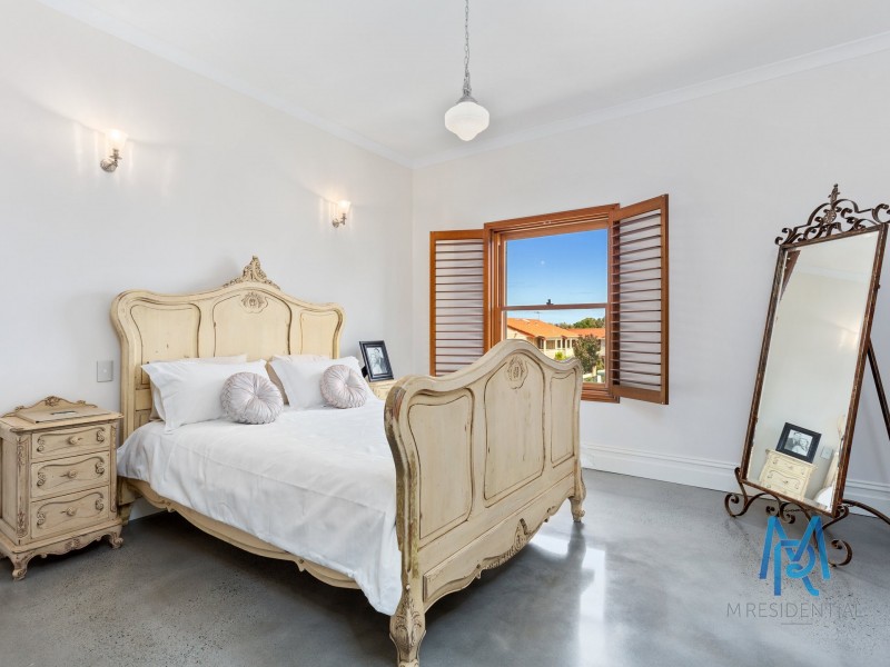 24 Leonora Street, Como WA 6152