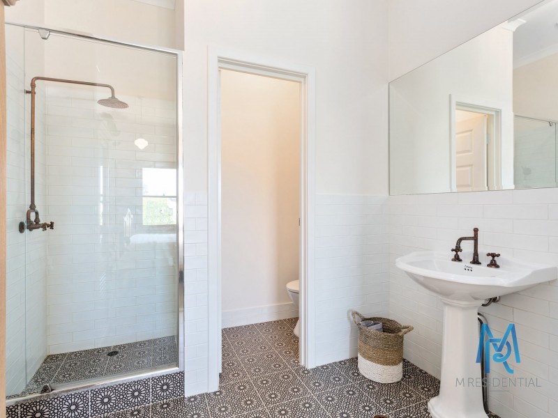 24 Leonora Street, Como WA 6152