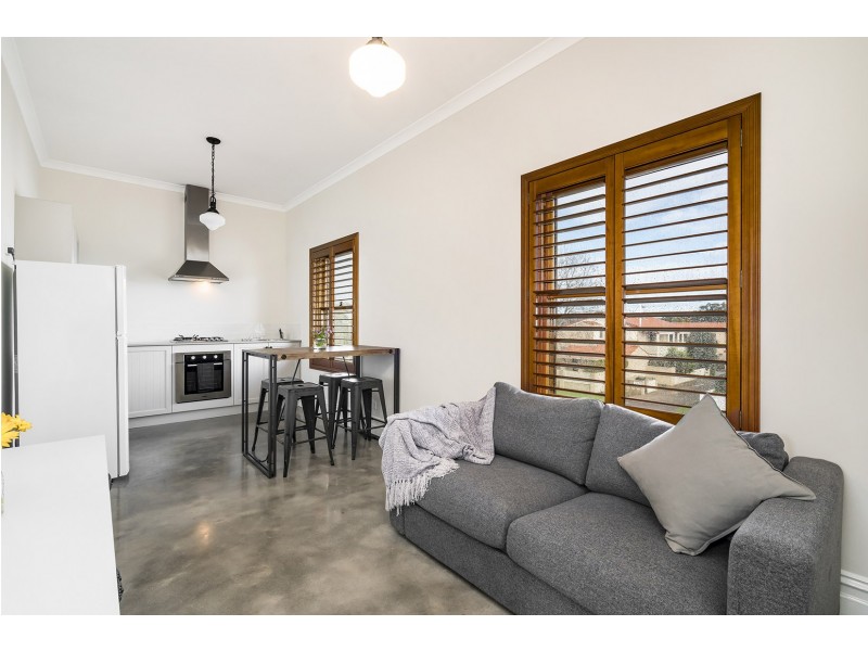 24 Leonora Street, Como WA 6152