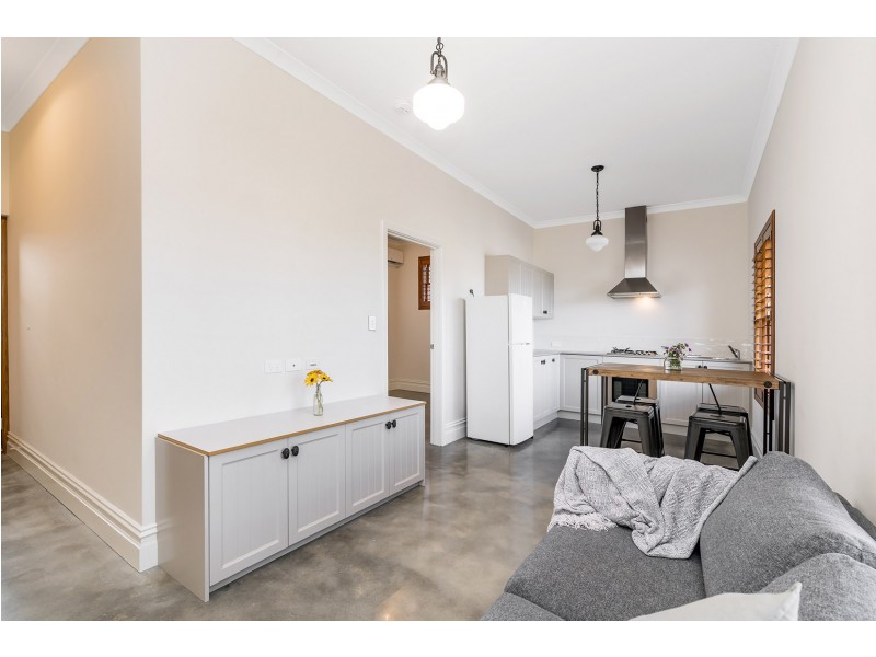 24 Leonora Street, Como WA 6152