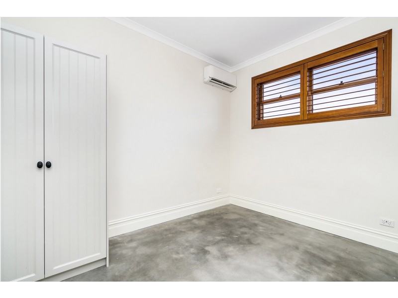 24 Leonora Street, Como WA 6152