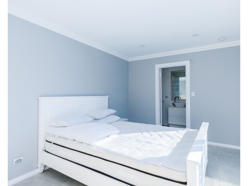 5 Rose Place, Wilson WA 6107