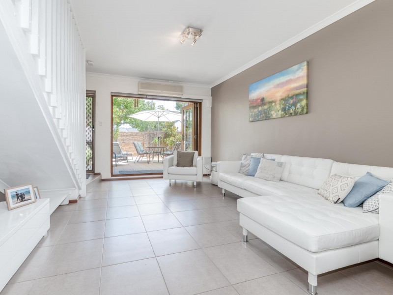 7/286 Mill Point Road, South Perth WA 6151