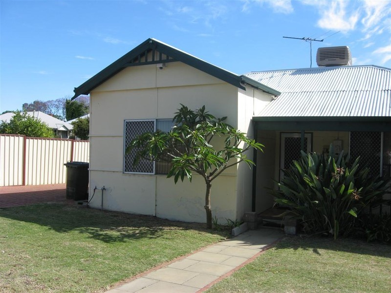 255A Berwick Street, Victoria Park WA 6100