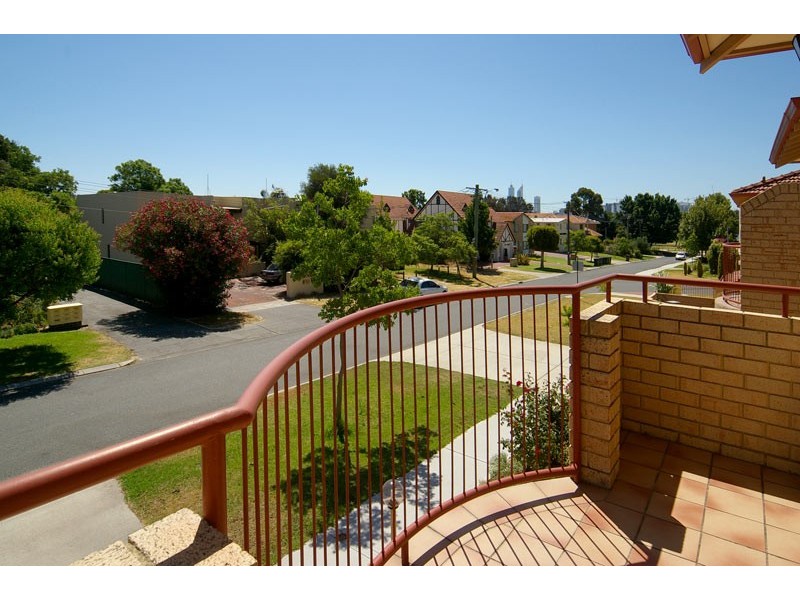 7B Heppingstone Street, South Perth WA 6151