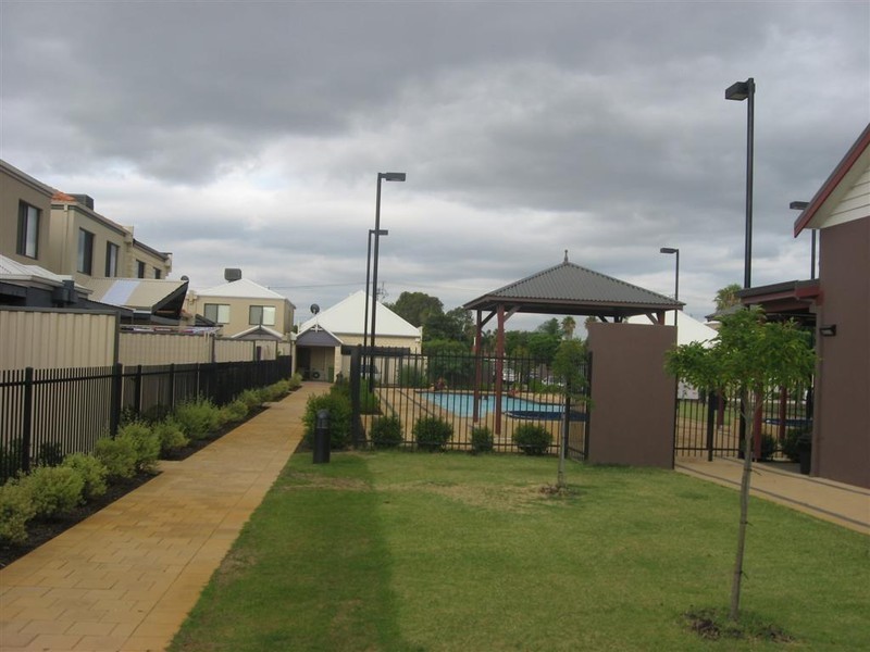 24/68 Fisher Street, Belmont WA 6104