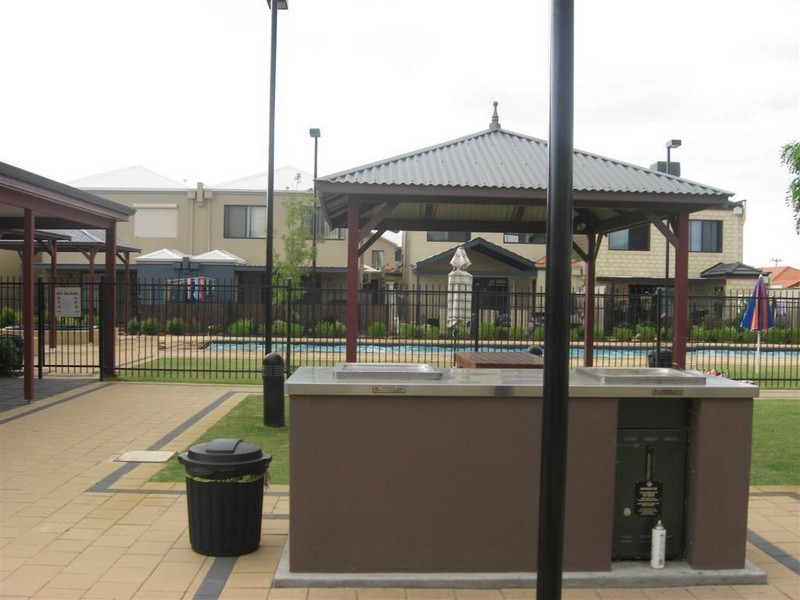 24/68 Fisher Street, Belmont WA 6104