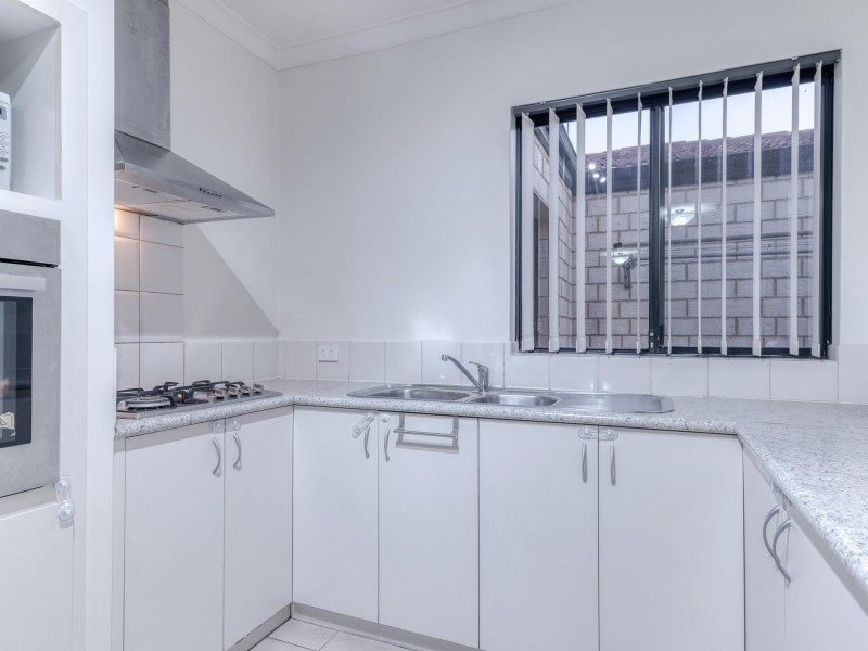 2/56 Henry Street, East Cannington WA 6107