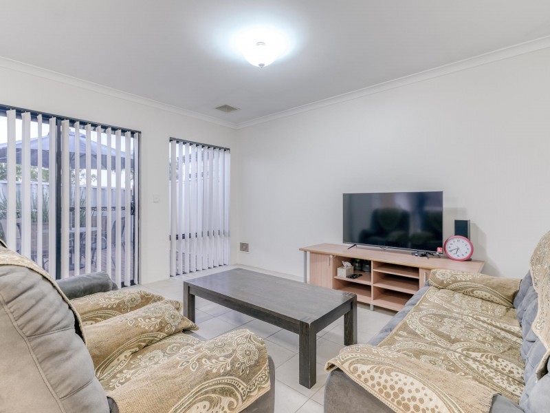2/56 Henry Street, East Cannington WA 6107