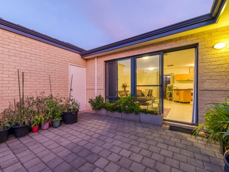 9/44 Grey Street, Cannington WA 6107