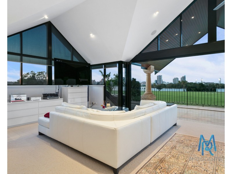 33 Swanview Terrace, South Perth WA 6151