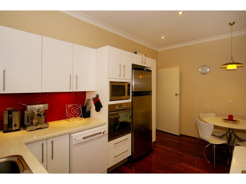 13 Westlake Street, Wilson WA 6107