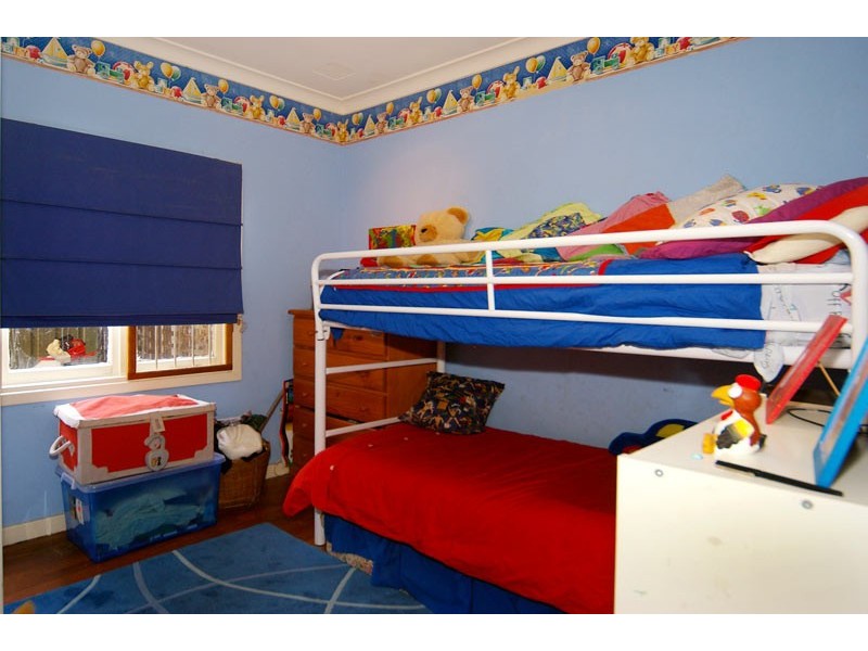 13 Westlake Street, Wilson WA 6107