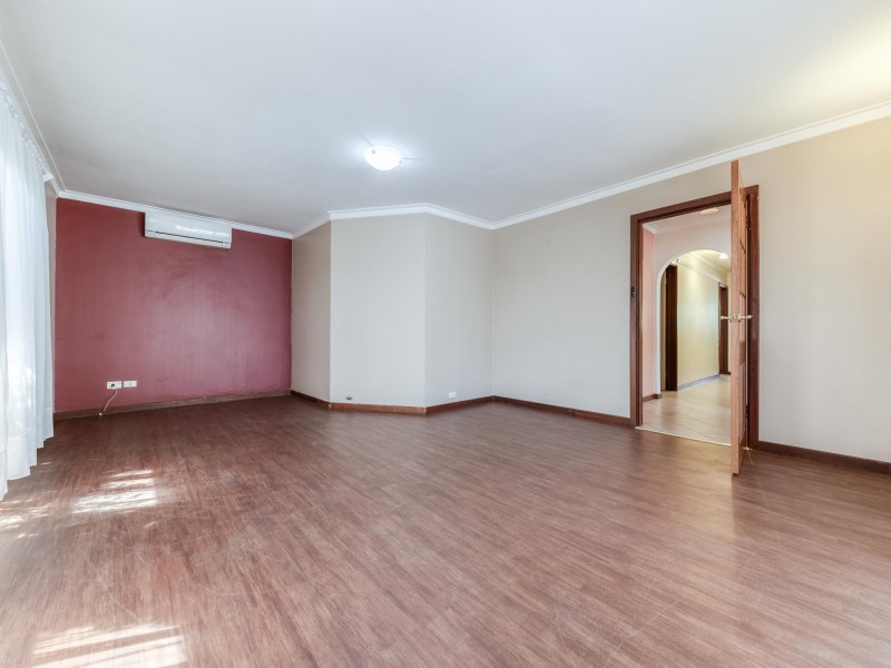 36 Lyrebird Way, Thornlie WA 6108