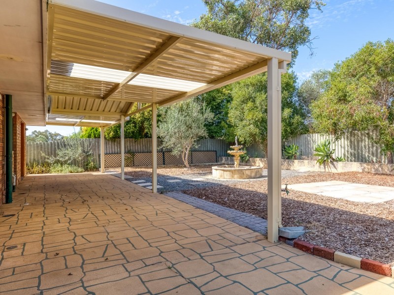 36 Lyrebird Way, Thornlie WA 6108