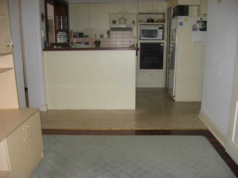 28 Crawshaw Crescent, Manning WA 6152