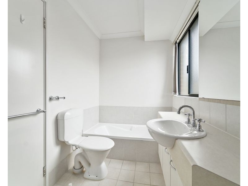 7/13-21 Dealy Close, Cannington WA 6107