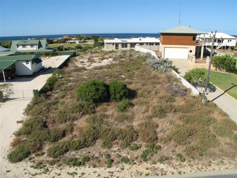 28 Edwards Street, Seabird WA 6042