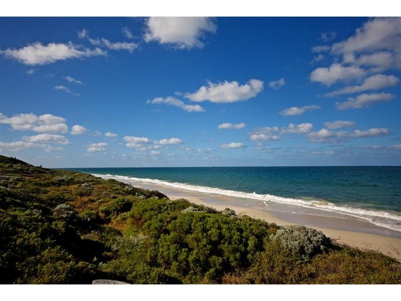 28 Edwards Street, Seabird WA 6042