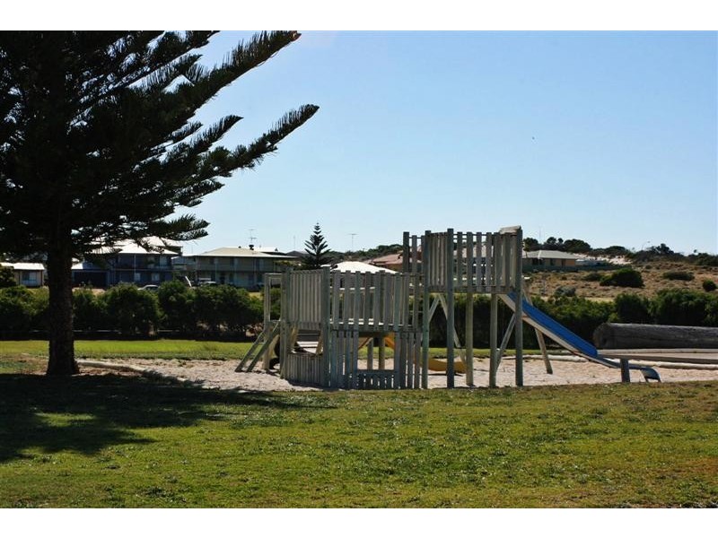 28 Edwards Street, Seabird WA 6042