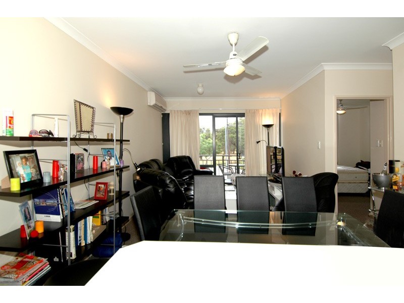 6/53 Cecil Avenue, Cannington WA 6107