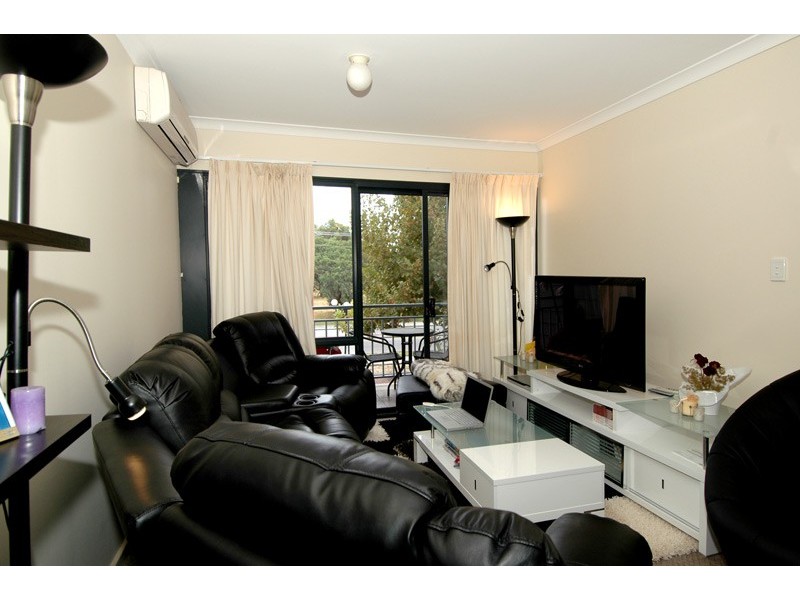 6/53 Cecil Avenue, Cannington WA 6107