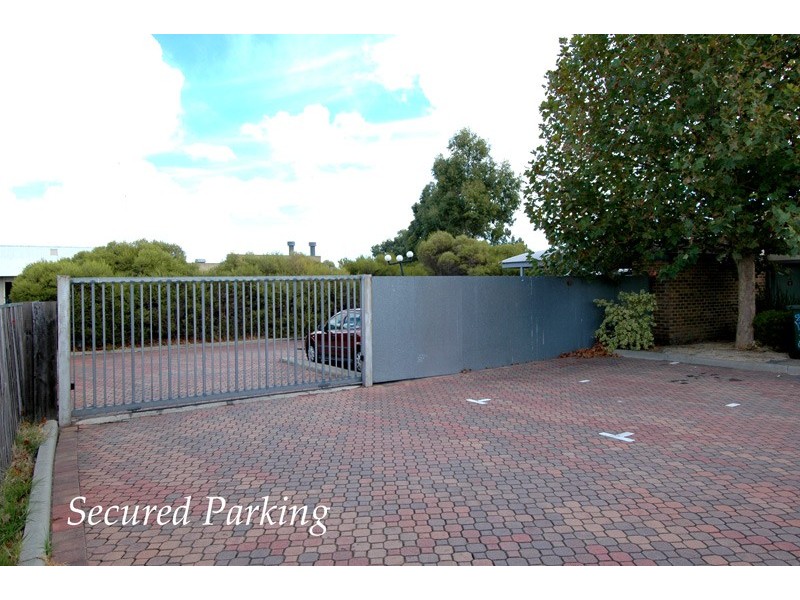 6/53 Cecil Avenue, Cannington WA 6107