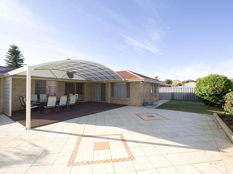 8 Ainsworth Loop, Booragoon WA 6154