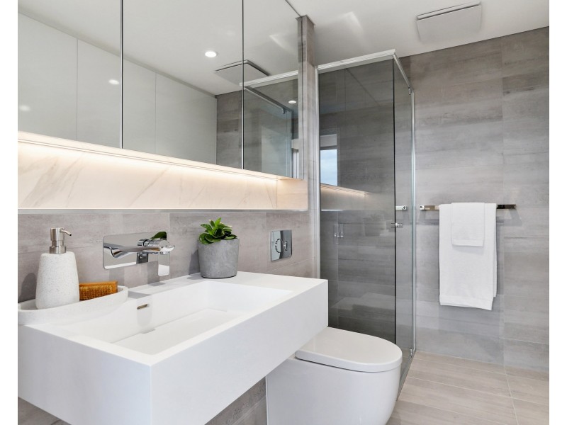 204/20A Henley Street, Como WA 6152