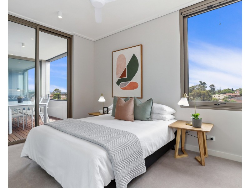 204/20A Henley Street, Como WA 6152