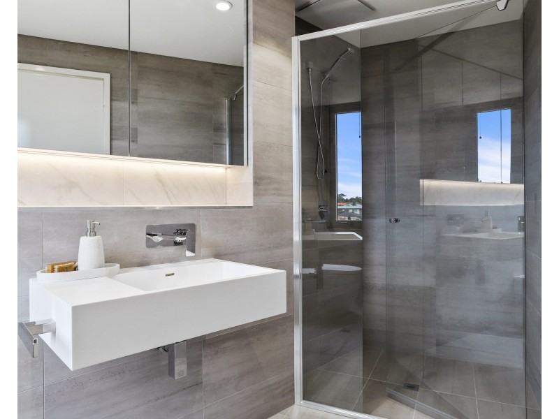 204/20A Henley Street, Como WA 6152