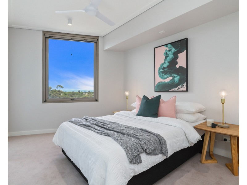 204/20A Henley Street, Como WA 6152