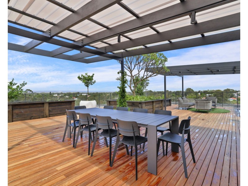 204/20A Henley Street, Como WA 6152