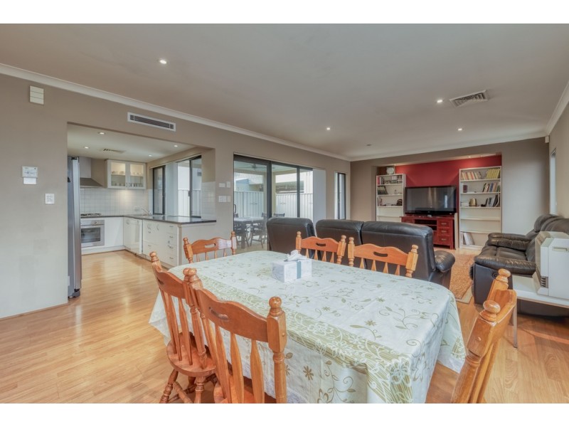 7 Carden Drive, Cannington WA 6107