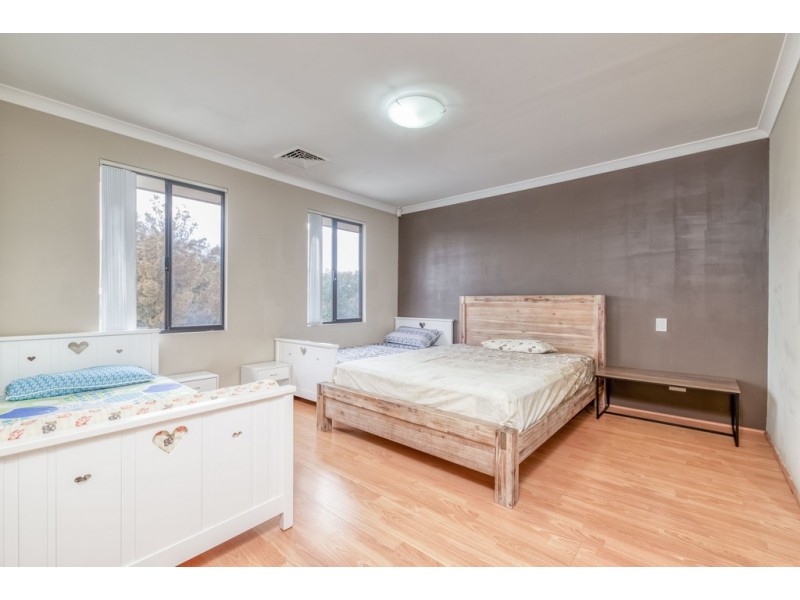 7 Carden Drive, Cannington WA 6107