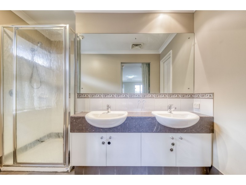 7 Carden Drive, Cannington WA 6107