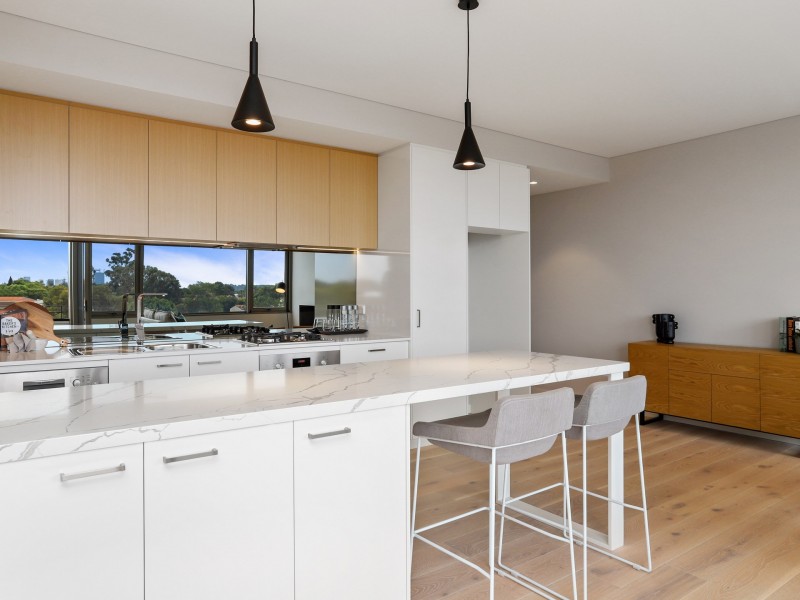 504/20A Henley Street, Como WA 6152