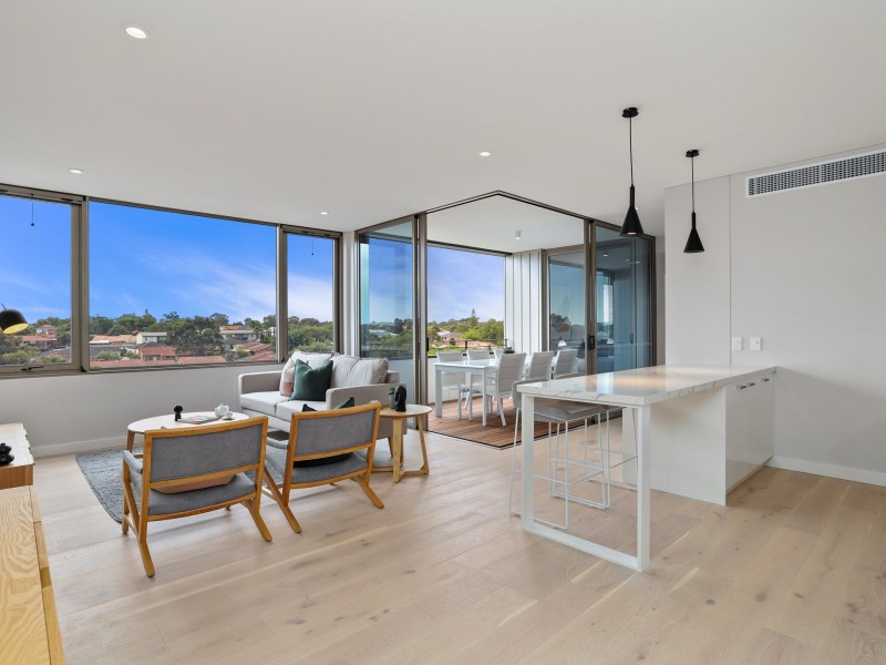 504/20A Henley Street, Como WA 6152