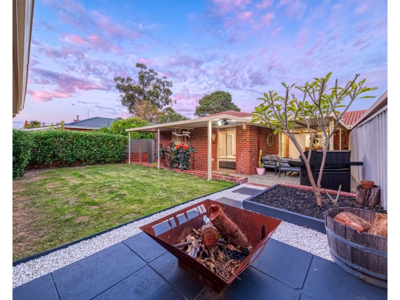 2/54 George Way, Cannington WA 6107