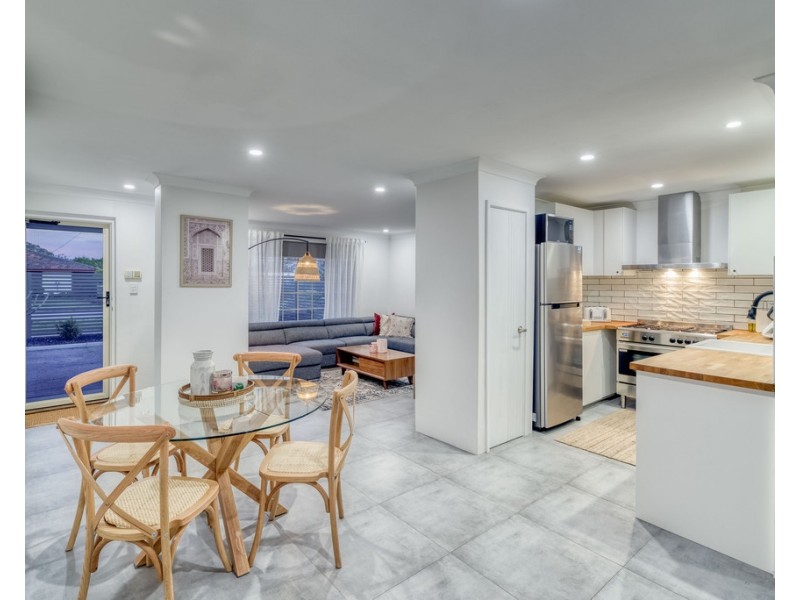 2/54 George Way, Cannington WA 6107