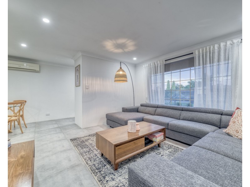 2/54 George Way, Cannington WA 6107