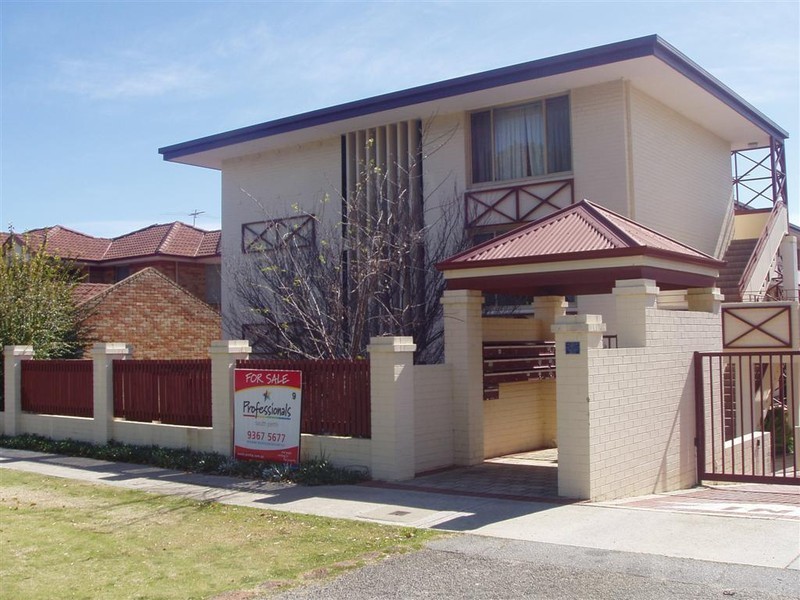 9/34 Comer St, Como WA 6152