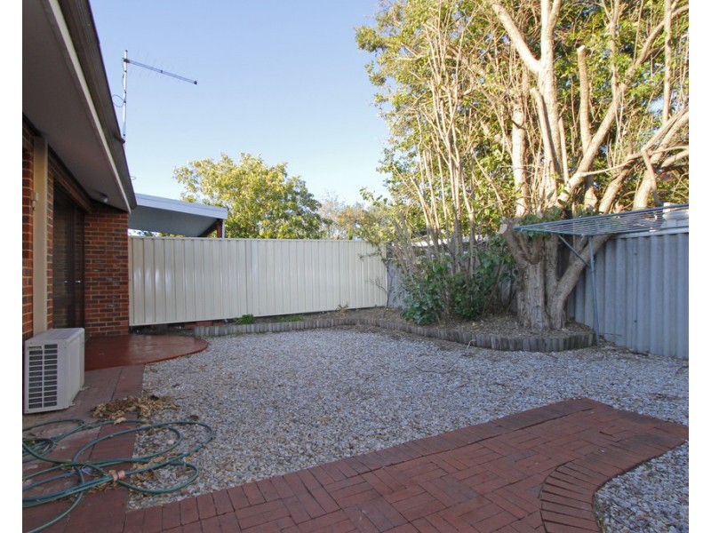 4/6 Strickland Street, South Perth WA 6151