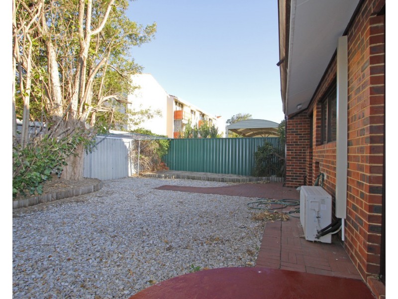 4/6 Strickland Street, South Perth WA 6151