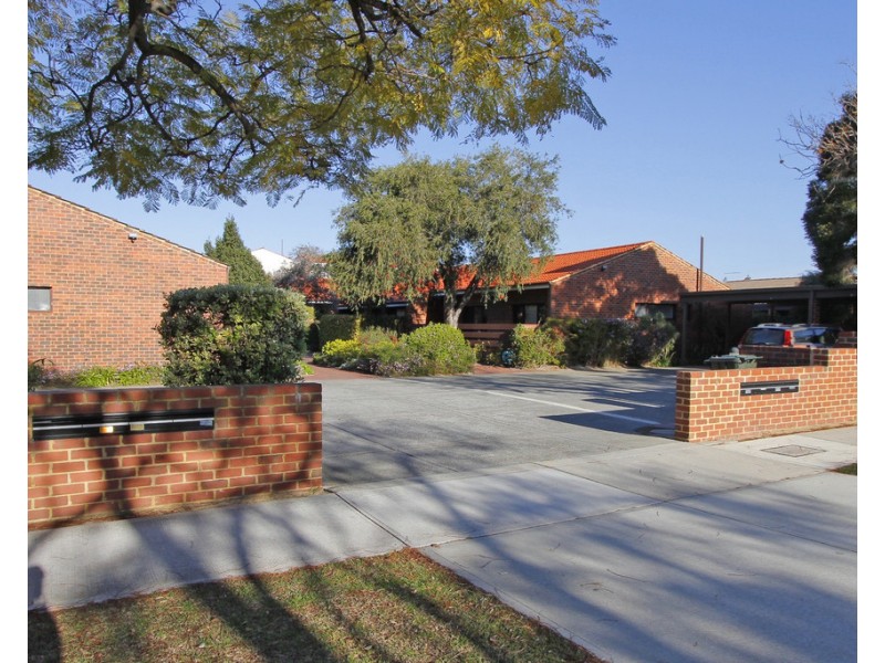 4/6 Strickland Street, South Perth WA 6151