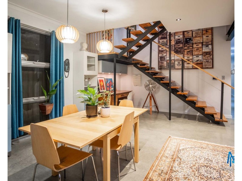 7 Woodloes Street, Cannington WA 6107